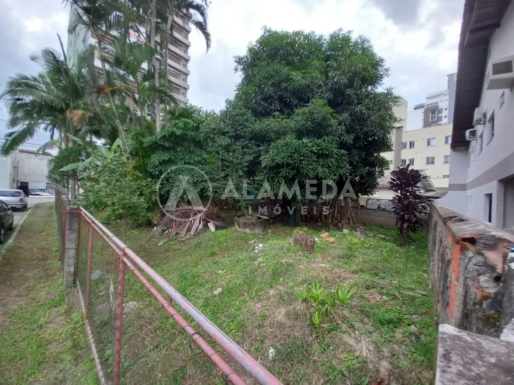 Terreno Bairro da Velha próximo Villa Germânica 330 m frente 13,25m fundo 15,00m laterais 25,50m ZONA COMERCIAL 2 (ZC2) — foto 4