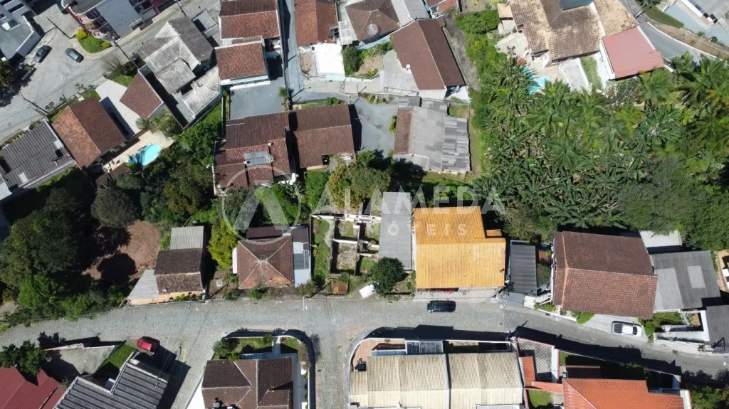 Terreno em Zona Residencial, localizado no centro da cidade. Terreno ZR1 com 17,00 metros de frente e 22,86 metros de lateral. Área total 388,77 m — foto 6