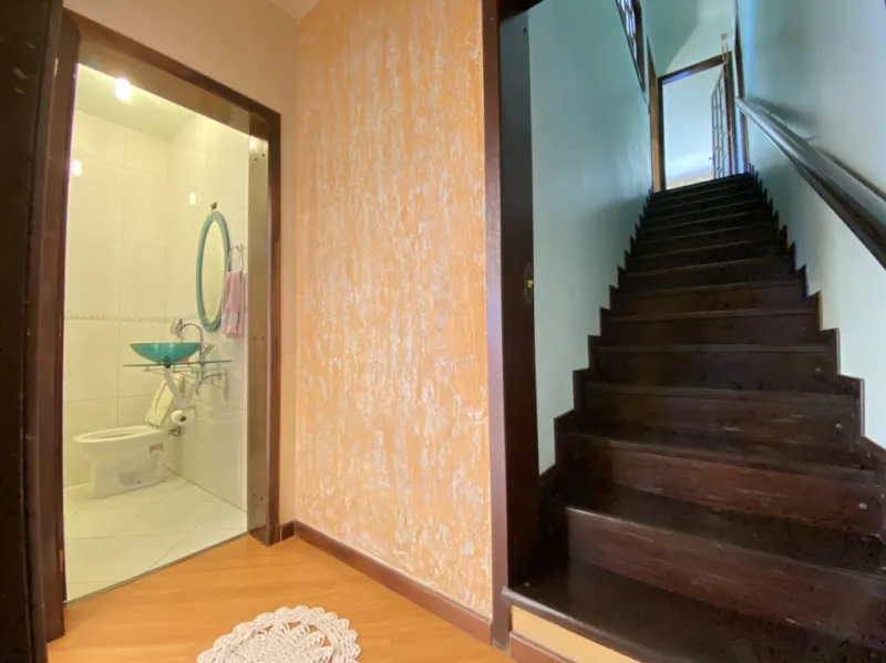 Excelente Casa totalmente mobiliada no bairro Itoupava Central em Blumenau! — foto 4