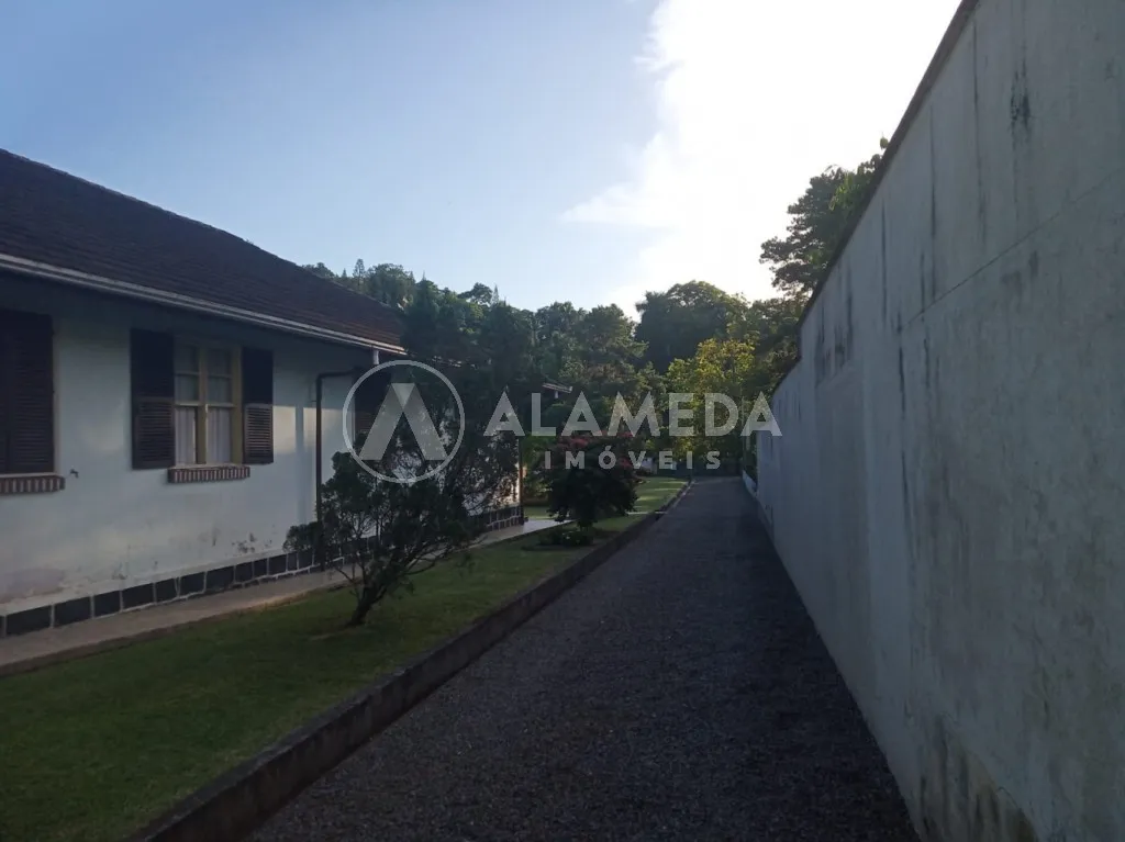 Itoupava Seca amplo terreno com 1.589,41 m casa com 240m com 4 dormitórios sendo duas suítes. — foto 6