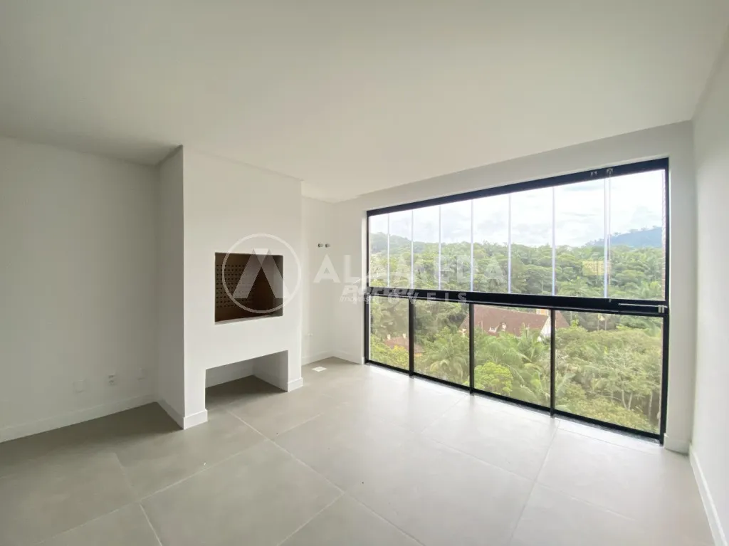 Belíssimo apartamento localizado no bairro Bom Retiro, com 3 suítes, 3 vagas de garagem e churrasqueira privativa! — foto 2