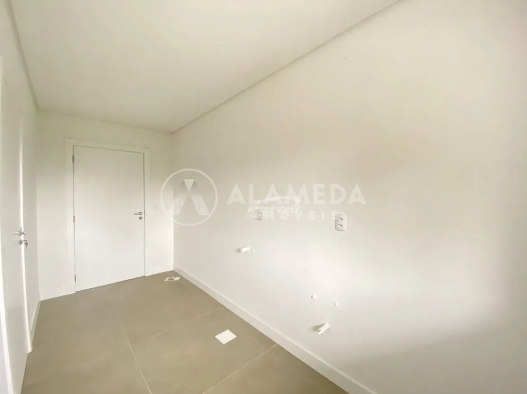 Belíssimo apartamento localizado no bairro Bom Retiro, com 3 suítes, 3 vagas de garagem e churrasqueira privativa! — foto 5