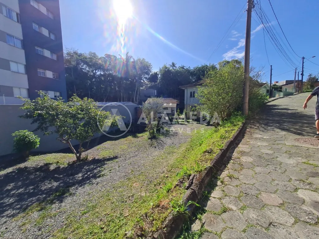 Terreno plano com 1.360,00 m, ZR1 e em ótima localização, no bairro Itoupava Norte, em Blumenau! — foto 5