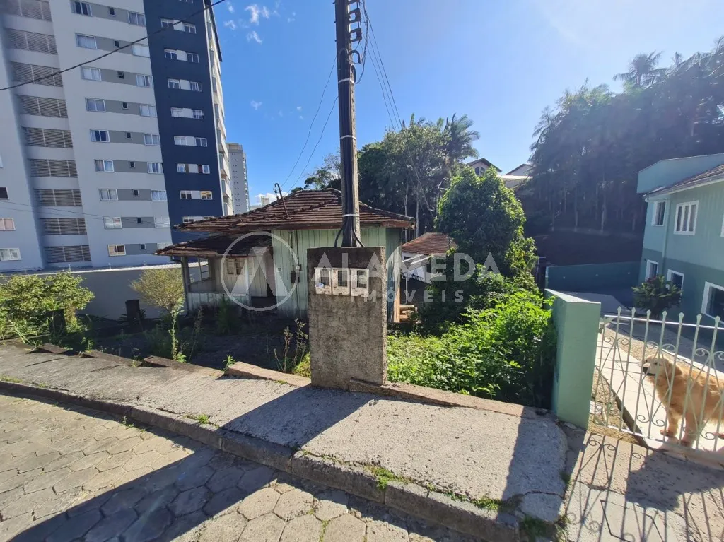 Terreno plano com 1.360,00 m, ZR1 e em ótima localização, no bairro Itoupava Norte, em Blumenau! — foto 7