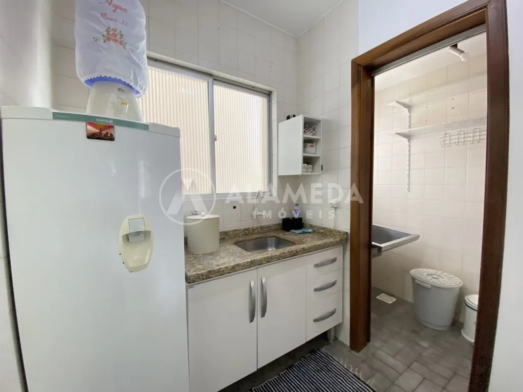 Apartamento Duplex mobiliado com ótima localização próximo a FURB, no bairro Victor Konder em Blumenau. — foto 4
