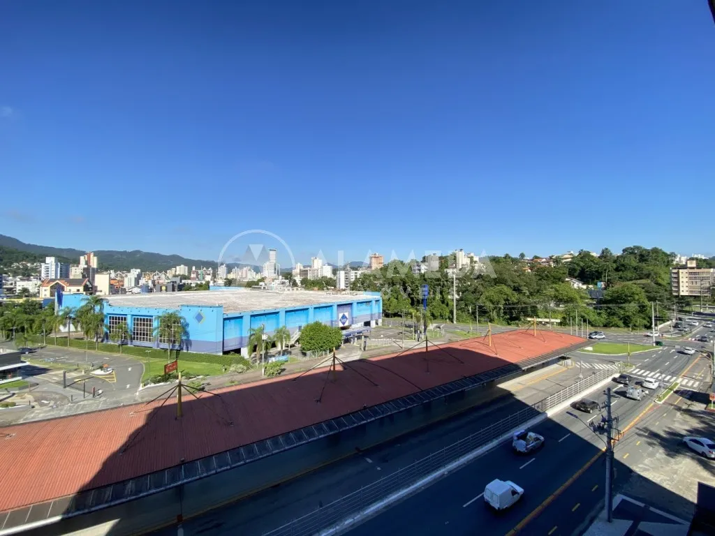Apartamento com 1 dormitório e 1 vaga de garagem, no Unique Residence, no bairro Centro em Blumenau! — foto 7