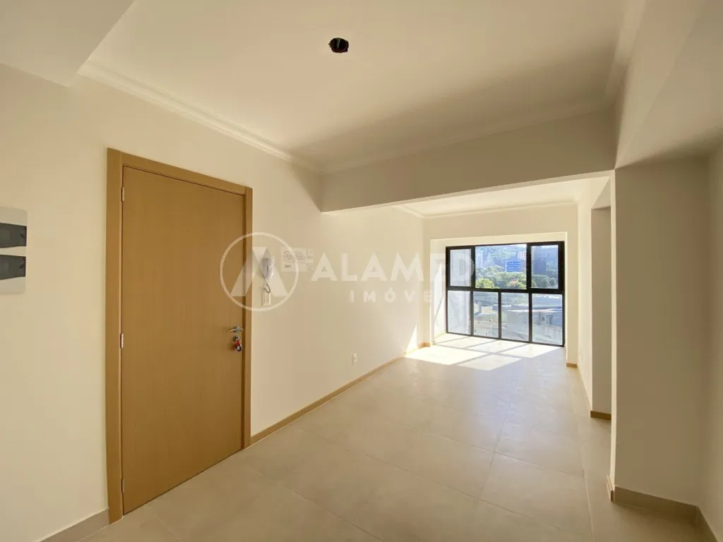 Apartamento com 1 dormitórios e 2 vagas de garagem, no Unique Residence, no bairro Centro em Blumenau! — foto 2