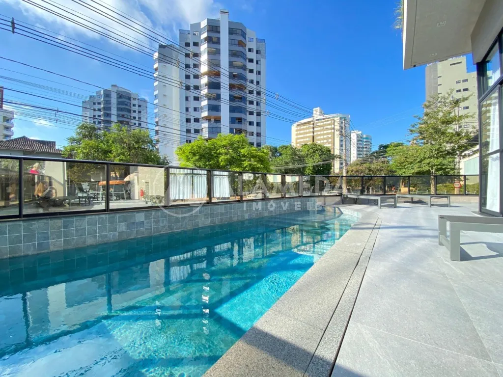 Apartamento com 4 suítes, no bairro Jardim Blumenau! Sofisticação e localização privilegiada na Alameda! — foto 2