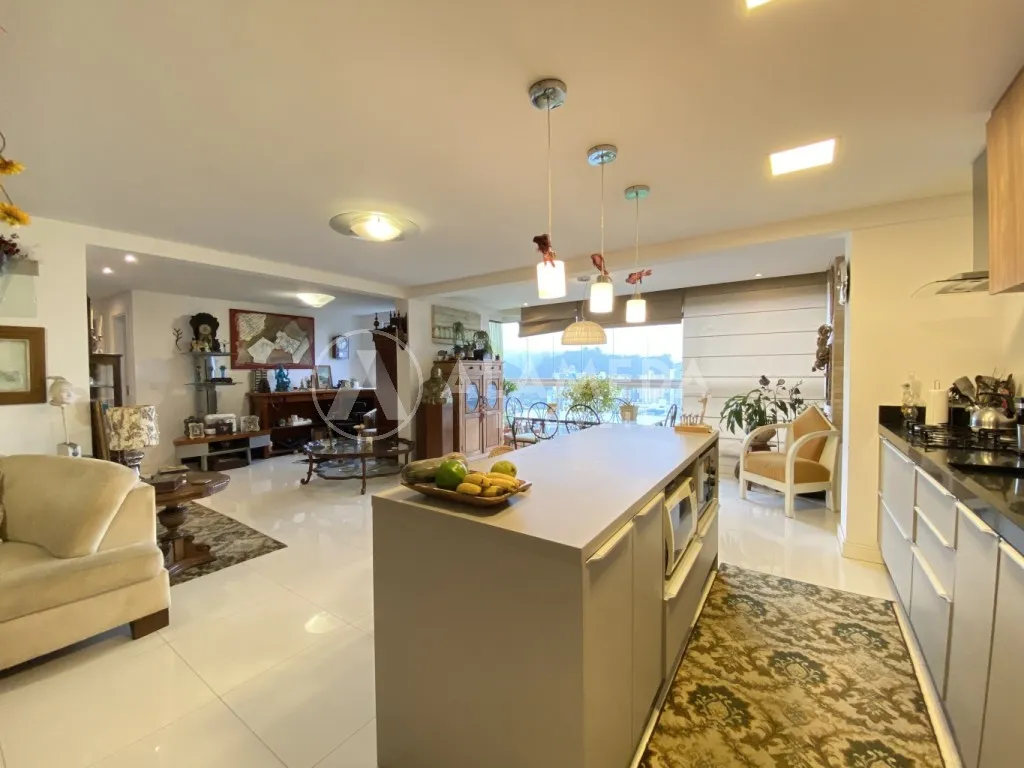 Apartamento semimobiliado, com 2 dormitórios sendo 1 suíte, sacada com churrasqueira e 2 vagas de garagem, próximo a Furb, no bairro Itoupava Seca em Blumenau! — foto 3