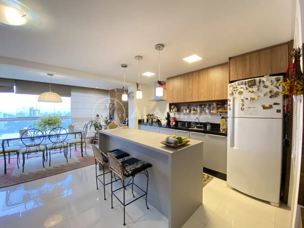 Apartamento semimobiliado, com 2 dormitórios sendo 1 suíte, sacada com churrasqueira e 2 vagas de garagem, próximo a Furb, no bairro Itoupava Seca em Blumenau! — foto 5