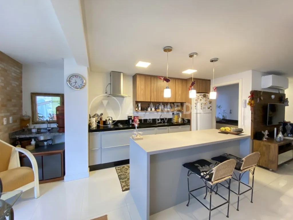 Apartamento semimobiliado, com 2 dormitórios sendo 1 suíte, sacada com churrasqueira e 2 vagas de garagem, próximo a Furb, no bairro Itoupava Seca em Blumenau! — foto 6