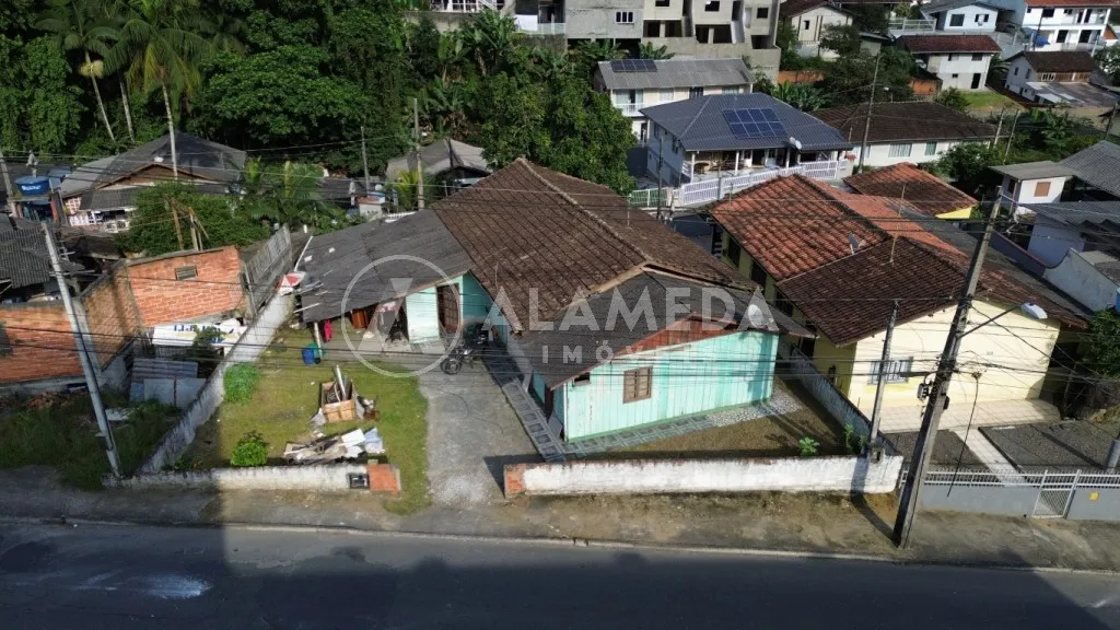 Terreno com 423,30m de área, no bairro Salto Weissbach em Blumenau! - foto 1
