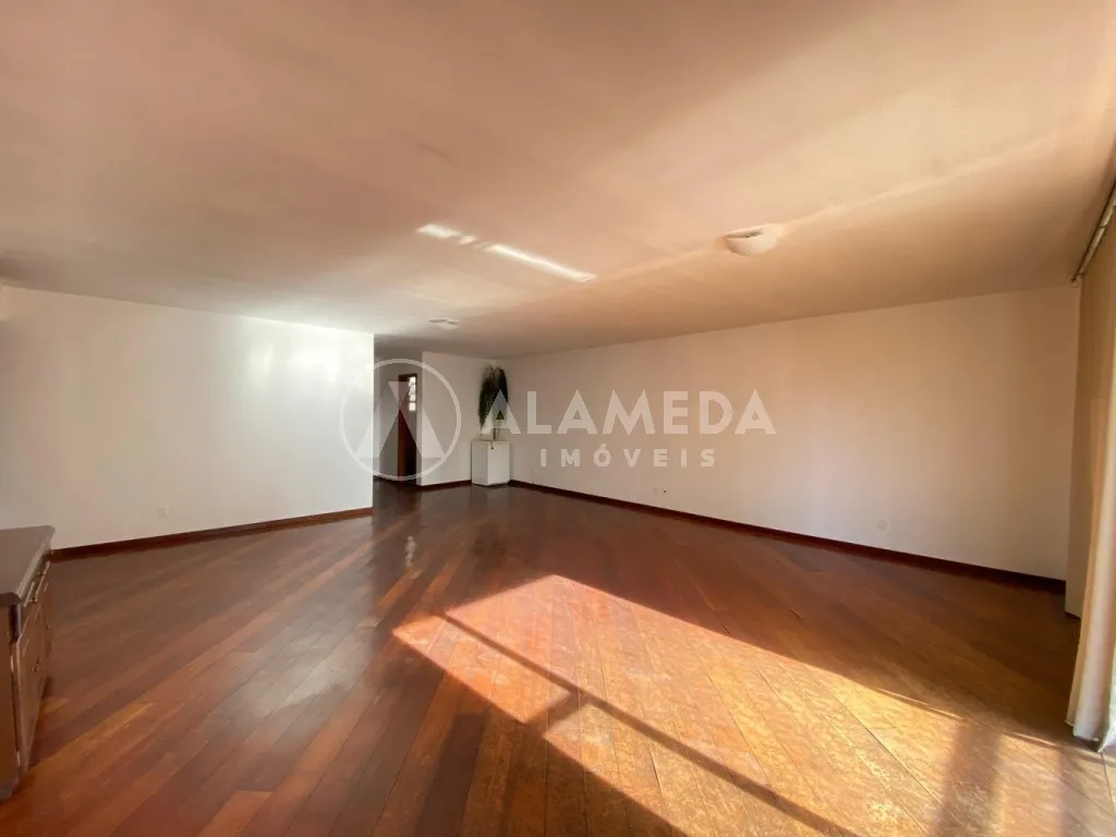 Apartamento semimobiliado com 3 dormitórios sendo 1 suíte, no bairro Centro em Blumenau! — foto 7