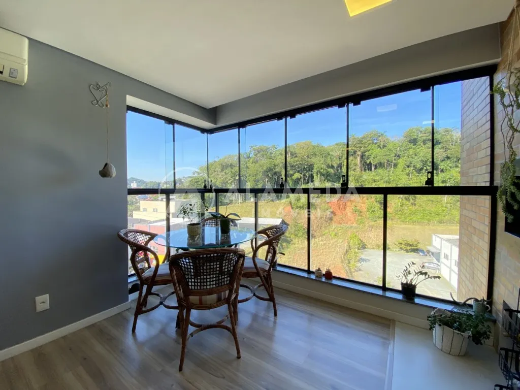 Apartamento de frente, último andar, com 02 dormitórios sendo 01 suíte, no bairro do Salto em Blumenau! — foto 6