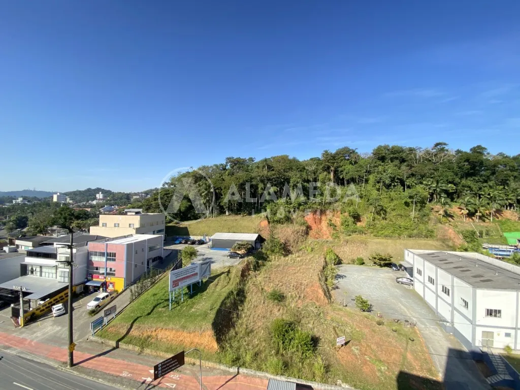 Apartamento de frente, último andar, com 02 dormitórios sendo 01 suíte, no bairro do Salto em Blumenau! — foto 7