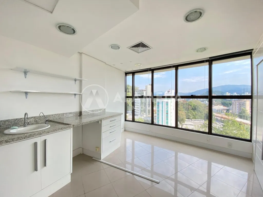 Sala comercial com 1 vaga de garagem, em ótima localização, no bairro Garcia em Blumenau! — foto 4