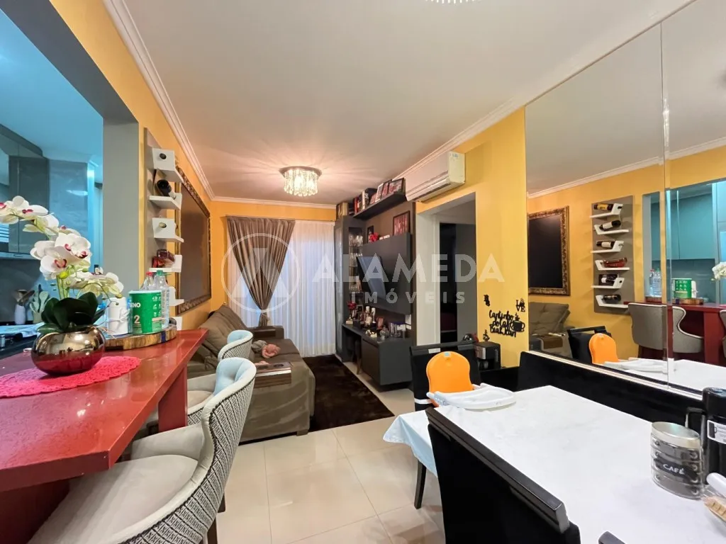 Belíssimo apartamento semimobiliado, com 2 quartos e amplo terraço coberto, no bairrro Itoupava Central em Blumenau! - foto 1