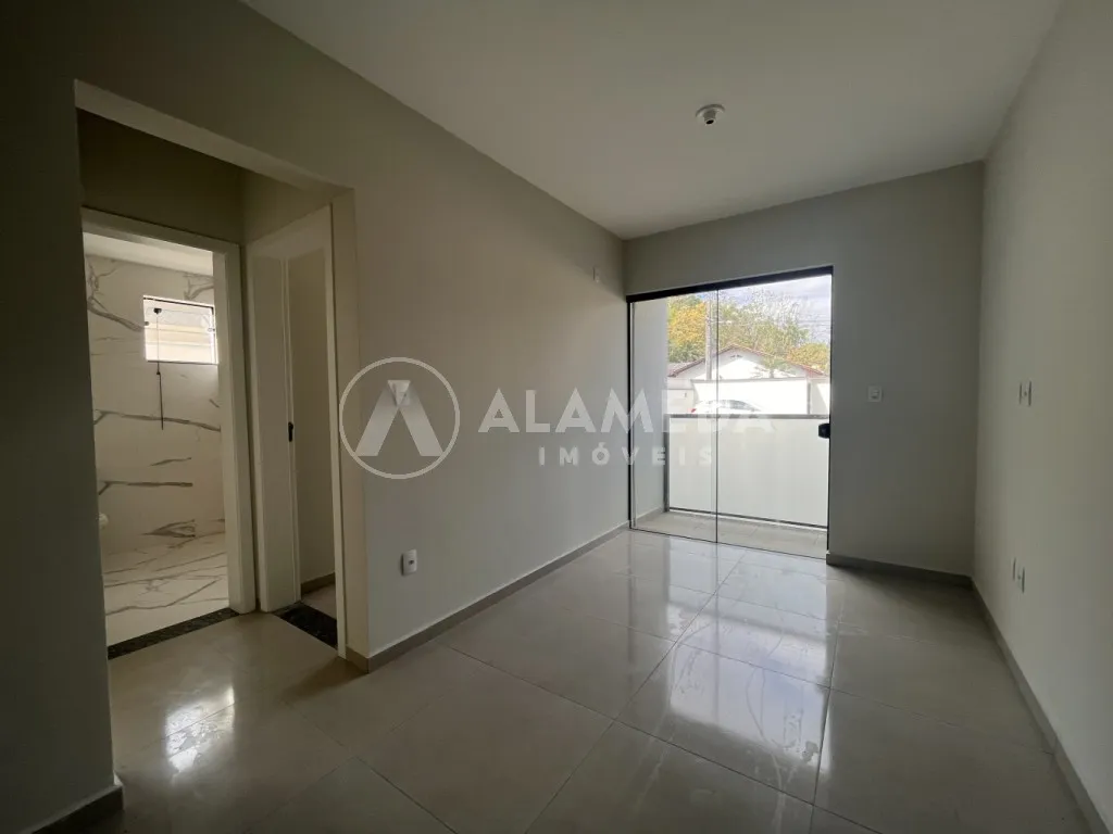 Apartamento espaçoso e com jardim no bairro Salto do Norte em Blumenau! — foto 2