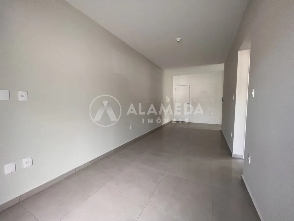Apartamento espaçoso e com jardim no bairro Salto do Norte em Blumenau! — foto 5