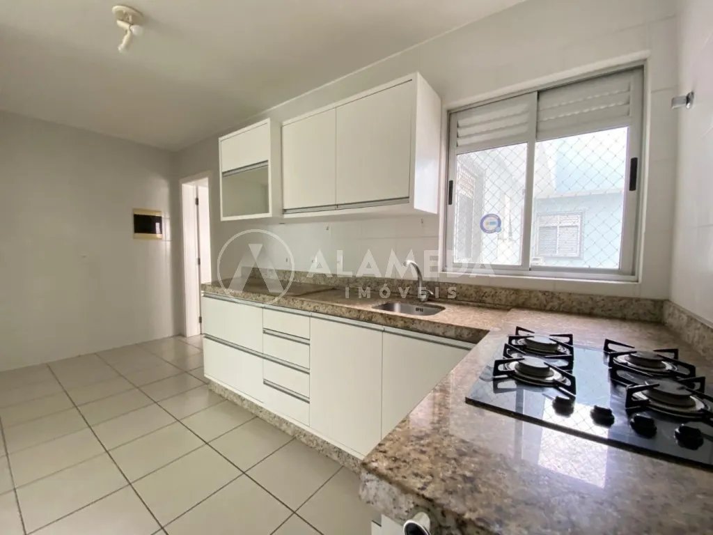Excelente apartamento semimobiliado no bairro Velha em Blumenau! — foto 2