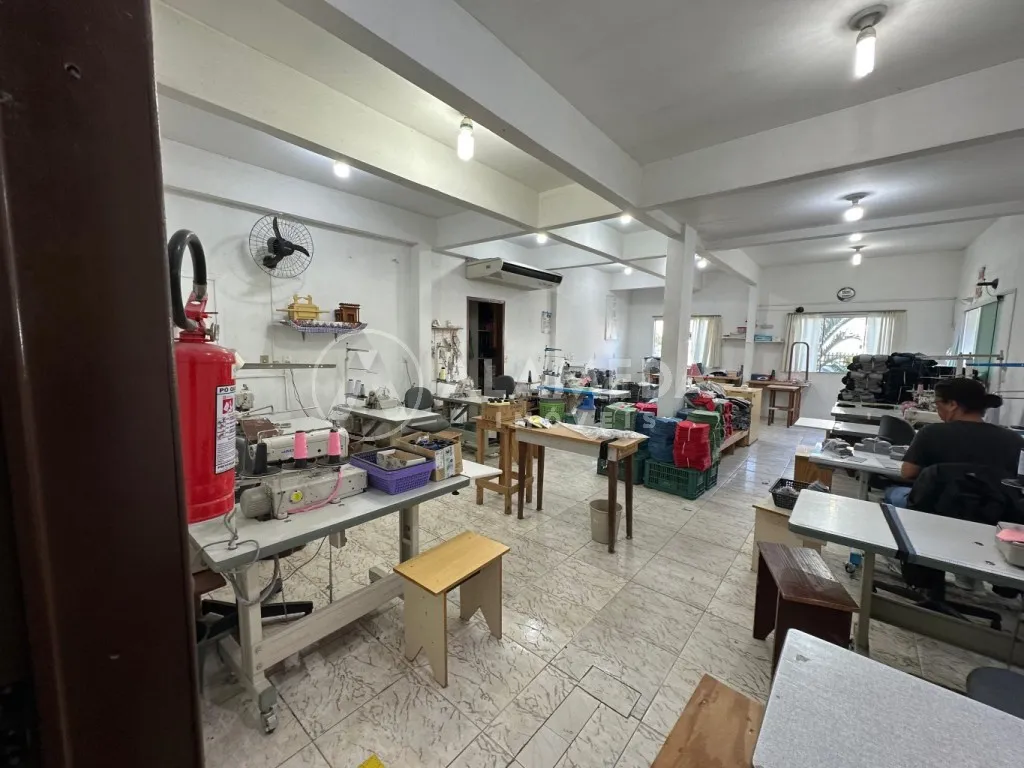 Casa de 2 pavimentos com acessos separados no bairro Gasparinho em Gaspar — foto 3