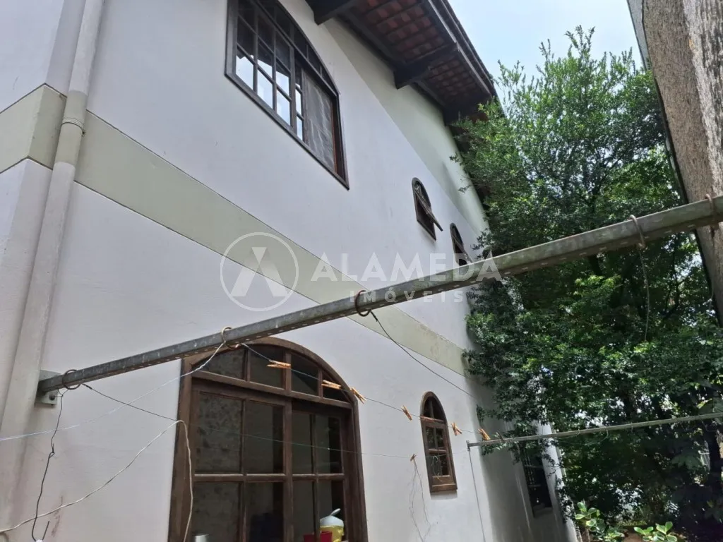 Casa no bairro da Velha com área construída de 246m próximo a Villa Germânica. — foto 7