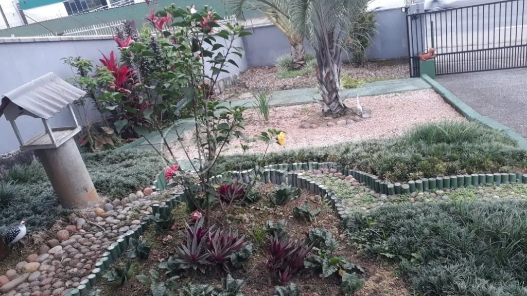 Excelente oportunidade! Casa no Bairro Itoupavazinha, ponto comercial e residencial. — foto 5