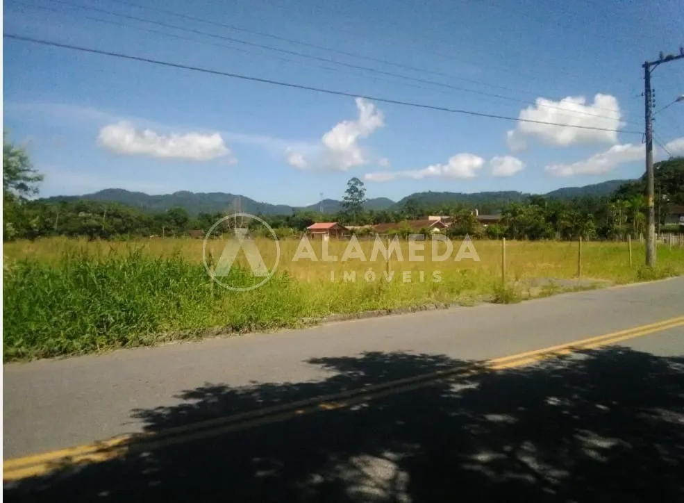 Terreno Ideal para galpões logísticos plano todo regularizado com área útil de 17.765m - Rua dos Atiradores - Pomerode/SC. — foto 3