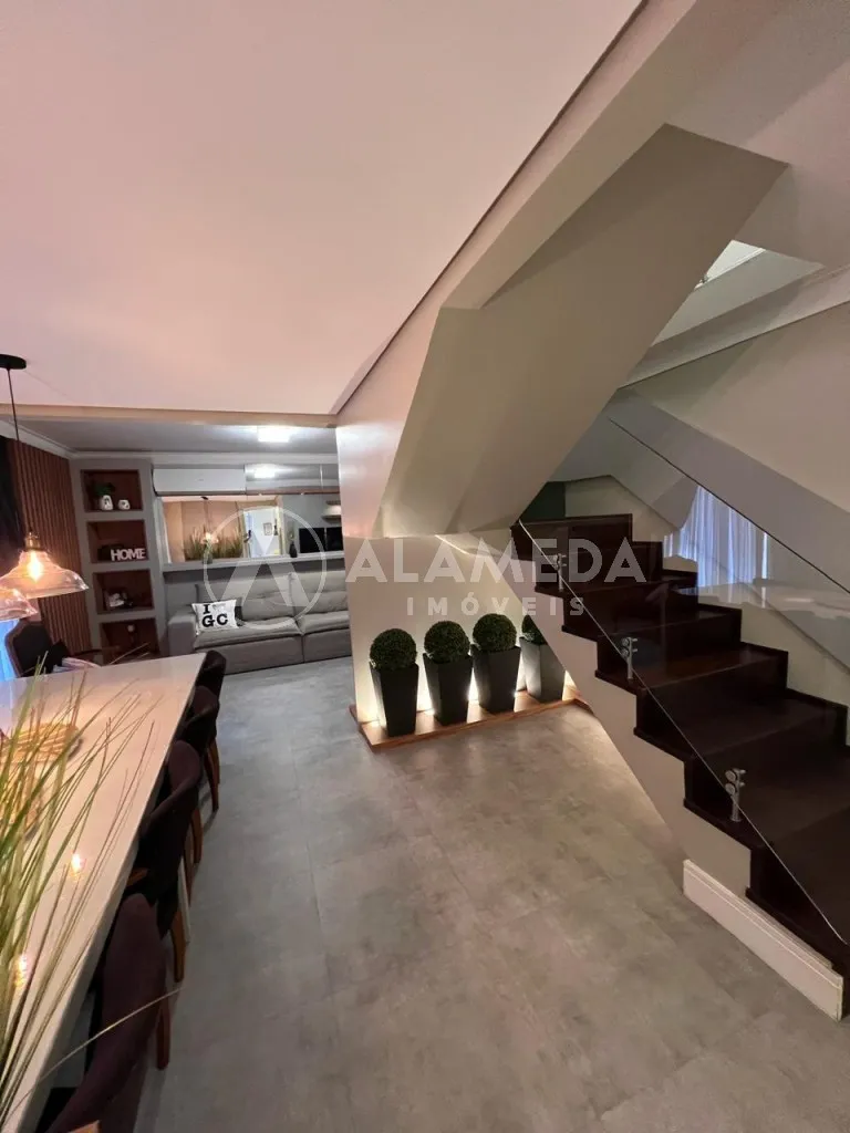 Sofisticação e Conforto em um Duplex com 3 dormitórios na Ponta Aguda! - foto 1
