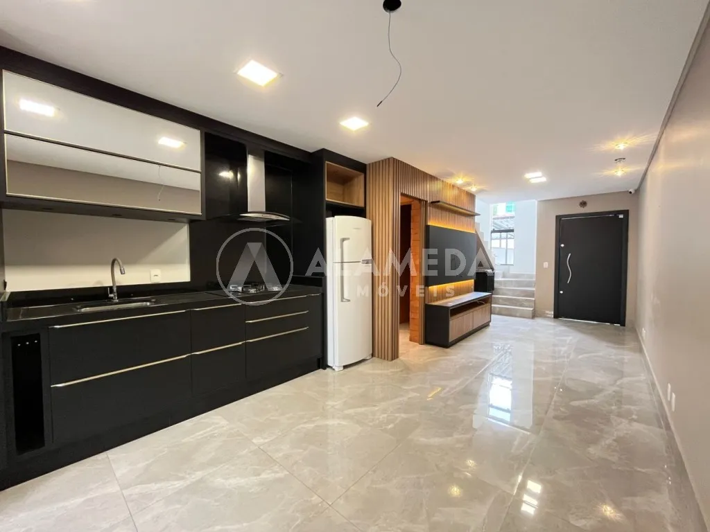 Linda Casa Moderna com 2 suítes e área Gourmet no Bairro Escola Agrícola! - foto 1
