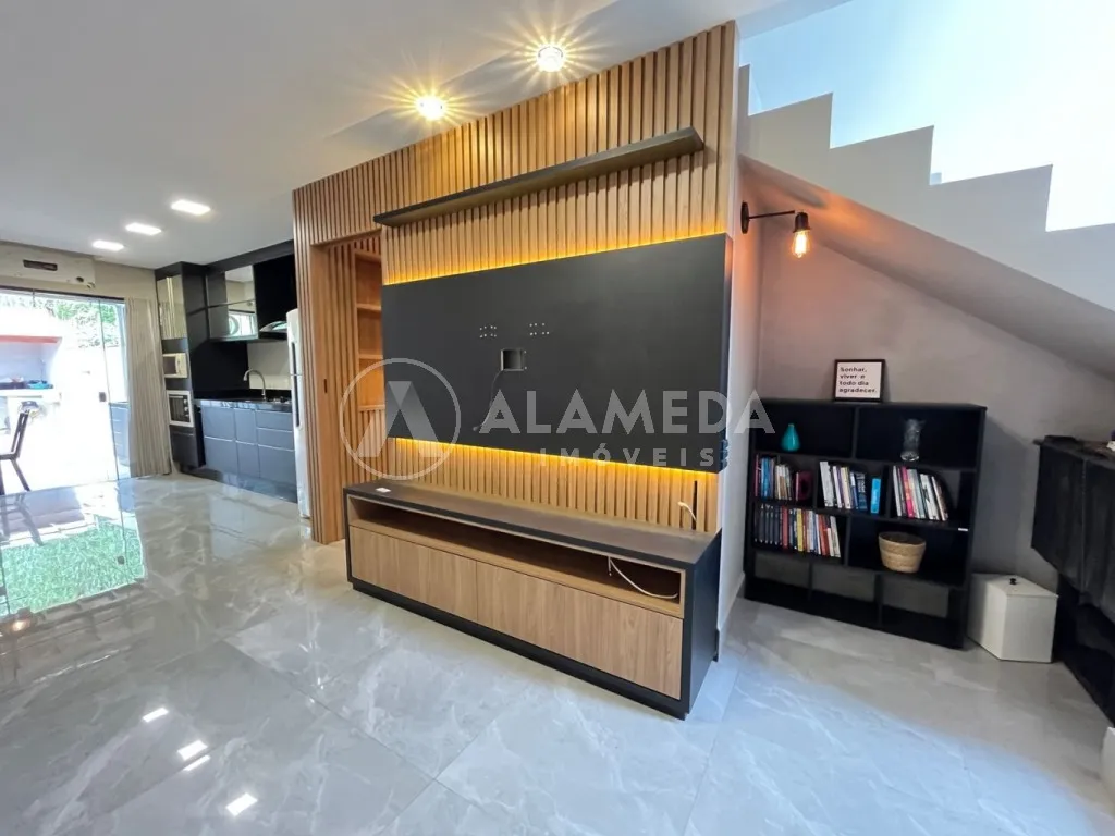 Linda Casa Moderna com 2 suítes e área Gourmet no Bairro Escola Agrícola! — foto 3