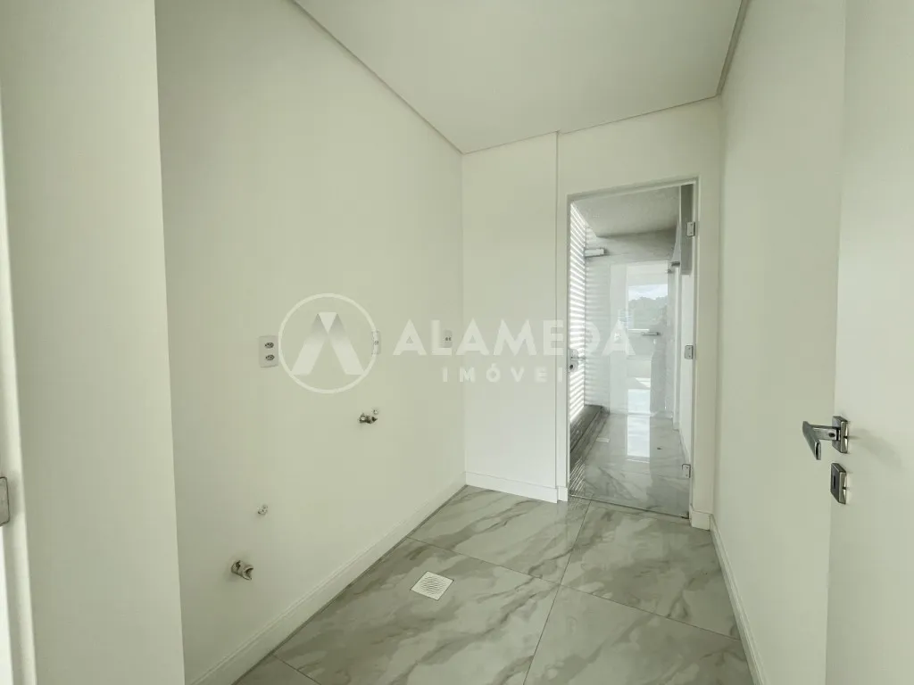 Sofisticado Apartamento na Escola Agrícola com 3 dormitórios pronto para morar! — foto 5