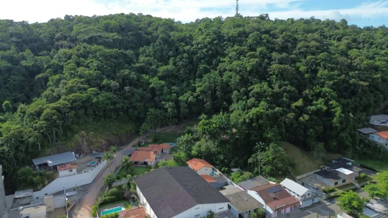 Terreno com 28.127,27m próximo ao Hotel Rauls a poucos passos do Centro de Gaspar. — foto 3
