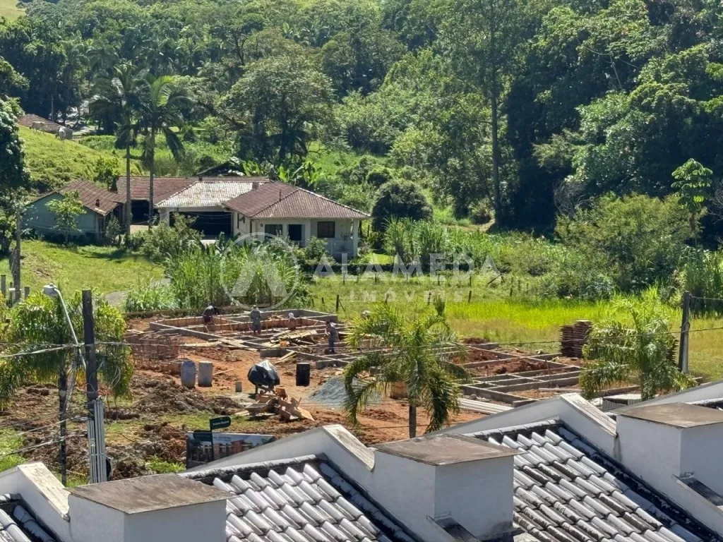 Casas a venda no bairro Itoupavazinha com 3 dormitórios (1 suíte com sacada) — foto 5