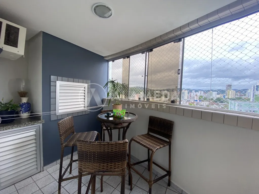 Amplo Apartamento à Venda - 3 Dormitórios (1 suíte), 2 vagas, churrasqueira Privativa, condomínio com lazer completo — foto 3