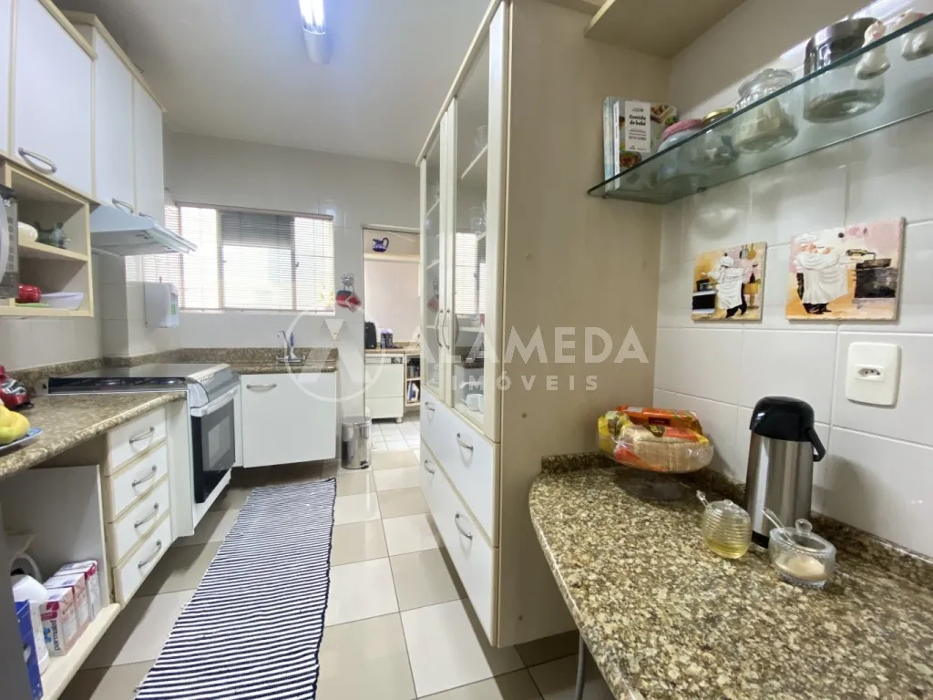 Amplo Apartamento à Venda - 3 Dormitórios (1 suíte), 2 vagas, churrasqueira Privativa, condomínio com lazer completo — foto 5