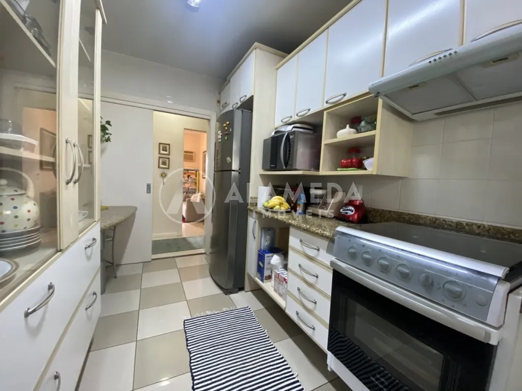 Amplo Apartamento à Venda - 3 Dormitórios (1 suíte), 2 vagas, churrasqueira Privativa, condomínio com lazer completo — foto 7