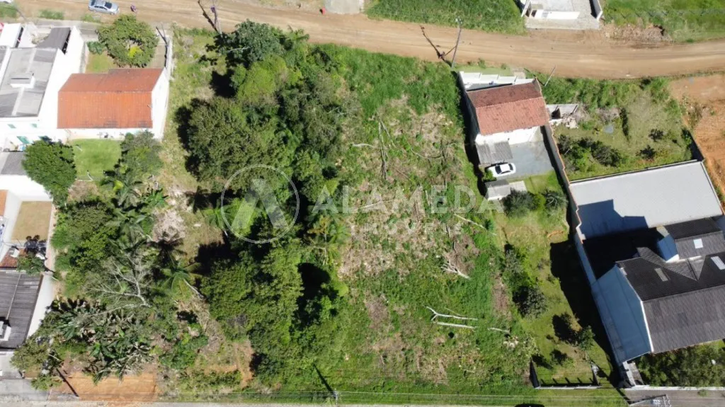 Terreno no Bairro Salto Waissbach, medindo 674,62 m, Zona Industrial - Corredor de Serviço 2, com 60,% ocupação e 2,4% de coeficiente, frente para 2 Ruas. — foto 5