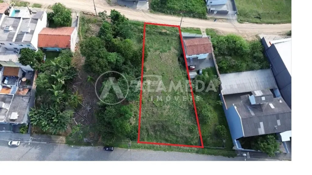 Terreno no Bairro Salto Waissbach, medindo 979,00 m, Zona Industrial - Corredor de Serviço 2, com 60,% ocupação e 2,4% de coeficiente, frente para 2 Ruas. - foto 1