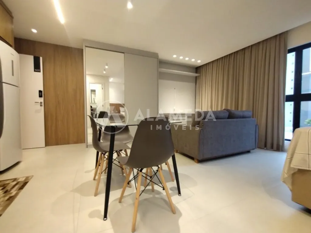 Loft mobiliado no bairro Ponta Aguda — foto 2