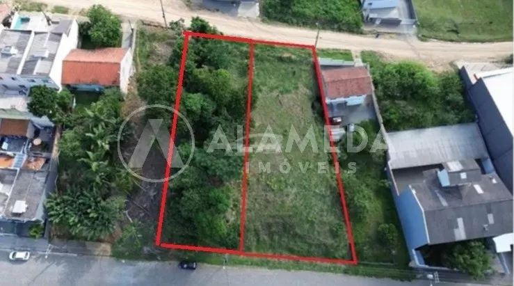 Terrenos no Bairro Salto Waissbach, medindo 1.653,62 m, Zona Industrial - Corredor de Serviço 2, com 60,% ocupação e 2,4% de coeficiente, frente para 2 Ruas. - foto 1