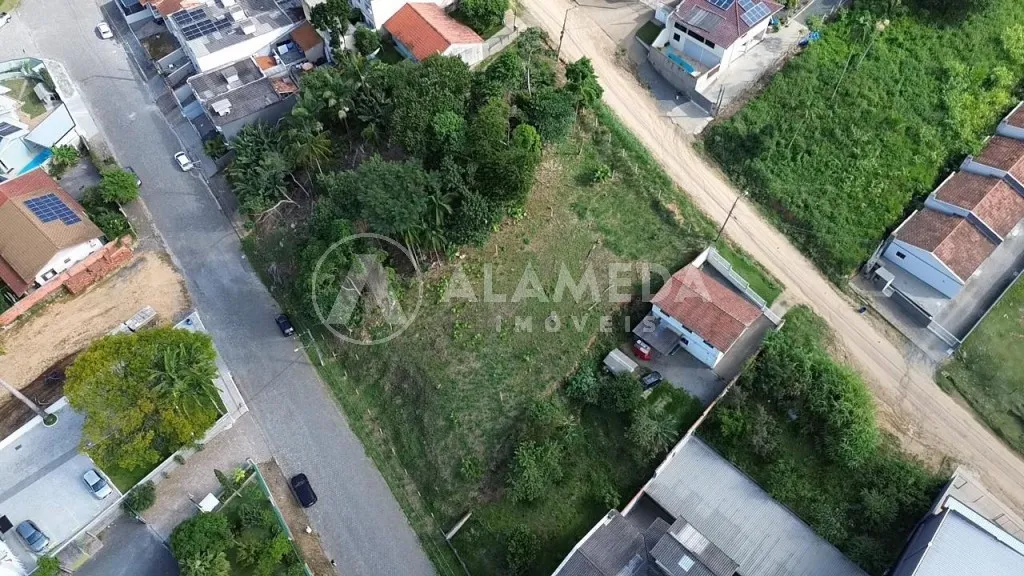 Terrenos no Bairro Salto Waissbach, medindo 1.653,62 m, Zona Industrial - Corredor de Serviço 2, com 60,% ocupação e 2,4% de coeficiente, frente para 2 Ruas. — foto 3
