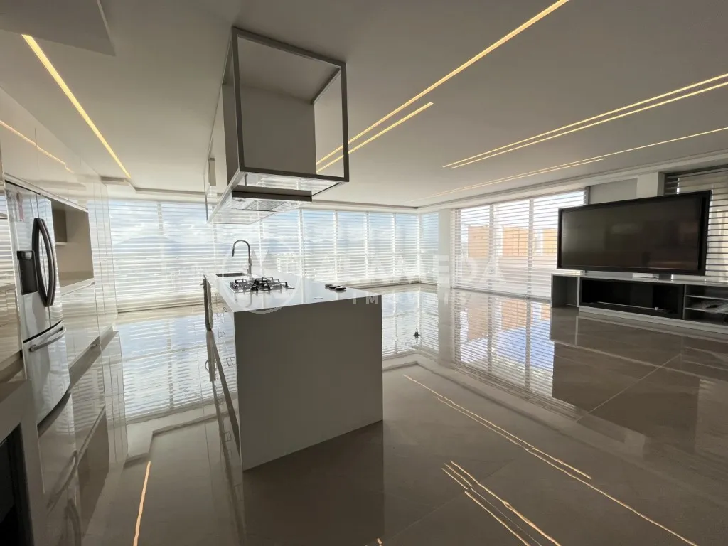 Cobertura Plana no alto do bairro Vila Nova com uma vista deslumbrante do centro da Cidade! — foto 3