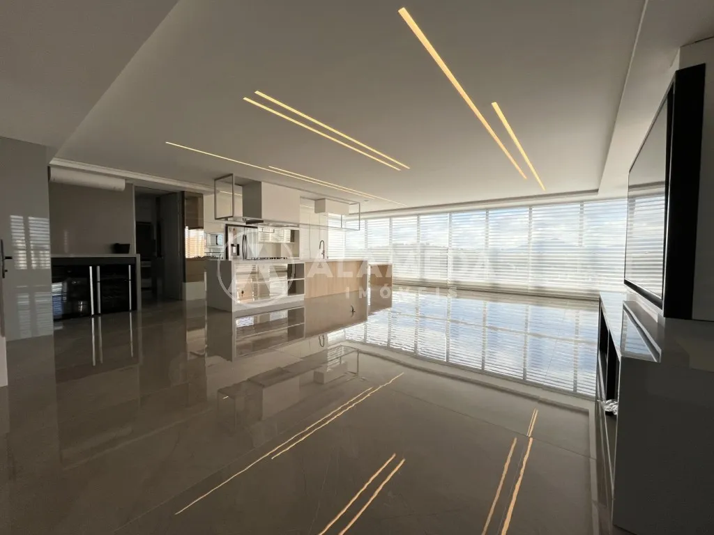 Cobertura Plana no alto do bairro Vila Nova com uma vista deslumbrante do centro da Cidade! — foto 4