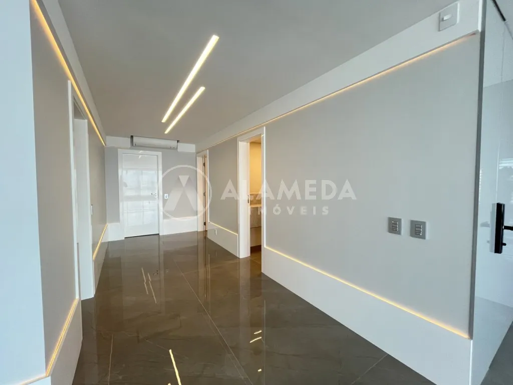 Cobertura Plana no alto do bairro Vila Nova com uma vista deslumbrante do centro da Cidade! — foto 5