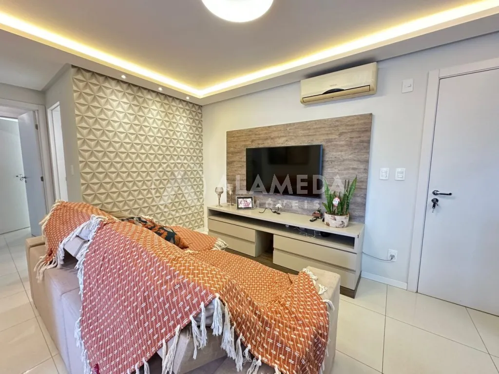 Lindo apartamento à venda, com 2 quartos sendo 1 suíte no bairro Água Verde em Blumenau! — foto 2
