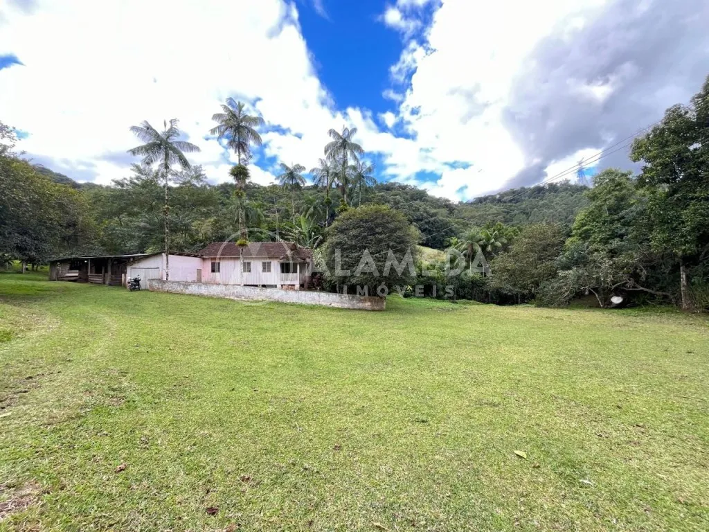 Sítio na divisa entre Gaspar e Blumenau a menos de 2km da BR-470 e 15 minutos do Centro de Gaspar e Blumenau! — foto 3