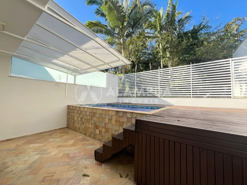 Casa com piscina, final de rua com muita privacidade no bairro Escola Agrícola - Blumenau/SC. — foto 2
