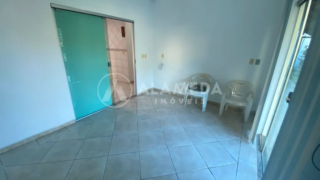 Oportunidade para Investidores! Imóvel com excelente potencial comercial e residencial — foto 5