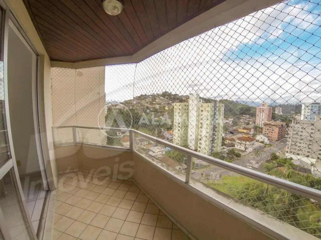 Apartamento com 126,66 m privativos, no bairro Vila Nova, contendo 05 dormitórios e demais dependências. - foto 1
